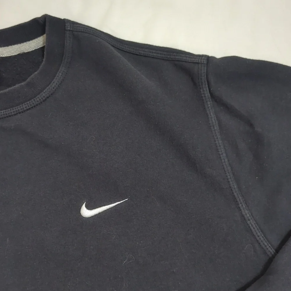 Nike Sportswear Solo Swoosh Men's Fleece Crew, Color Black Size 3XL